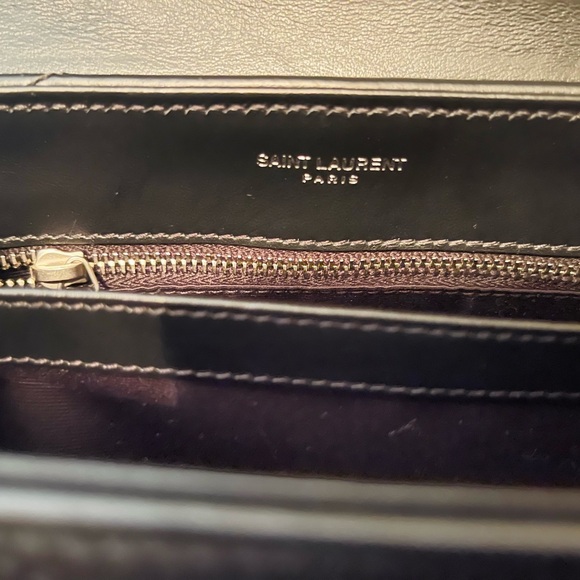 🔥YSL LOULOU MATELASSÉ - Picture 6 of 6